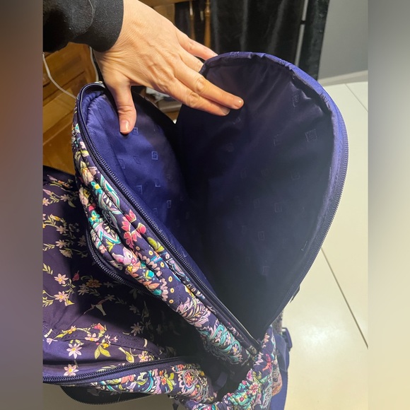 Vera Bradley French Paisley Campus Backpack quilted purple like new - Picture 4 of 12